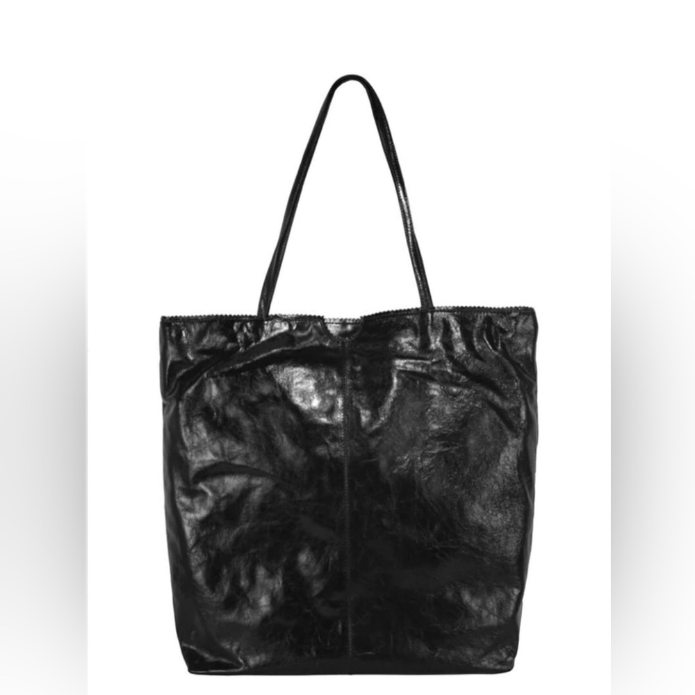 Latigo Nora Black Leather Scalloped Leather Shoulder Bag